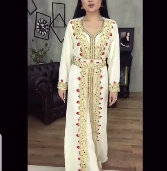 Продам новое платье АБАЙКА