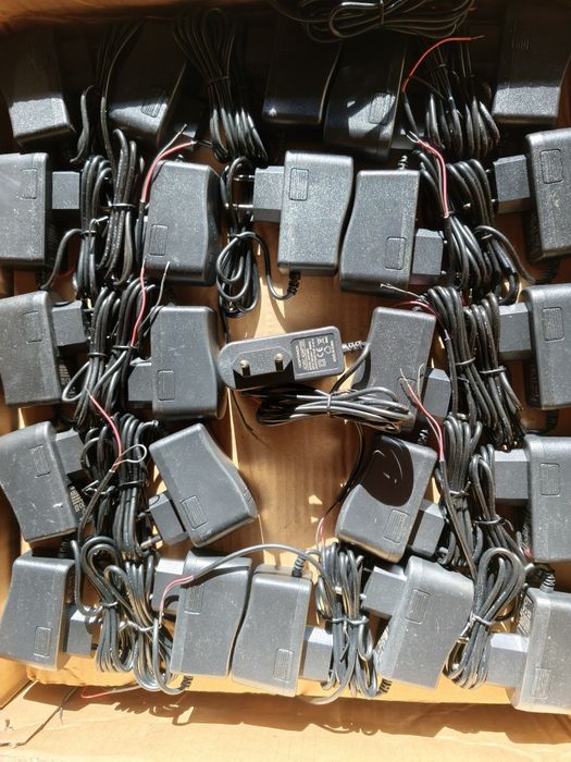 Продам Блок/Зарядка /Адаптер  питания 5v -08A