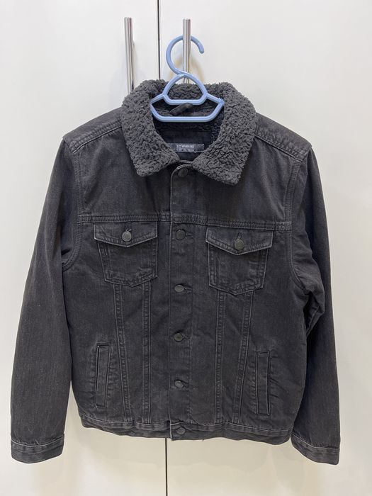 Куртка джинсовая