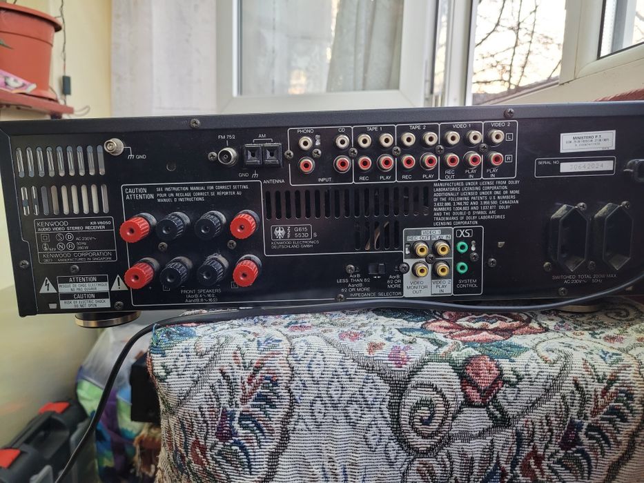 Vând amplituner Kenwood KR-V6050