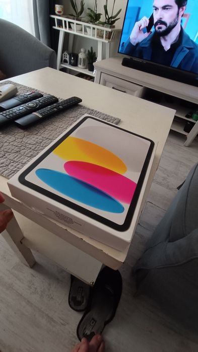 iPad (10 th generation) 64 GB. Нов.