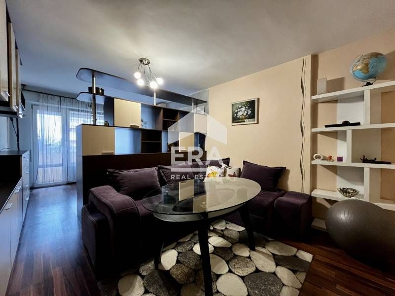 Дава се под наем Тристаен апартамент в Варна, Чайка - 60 кв.м за 548.25 € - Снимка #1