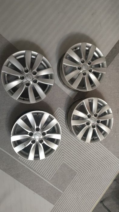 Продам титановые диски б/у диаметр дисков R16