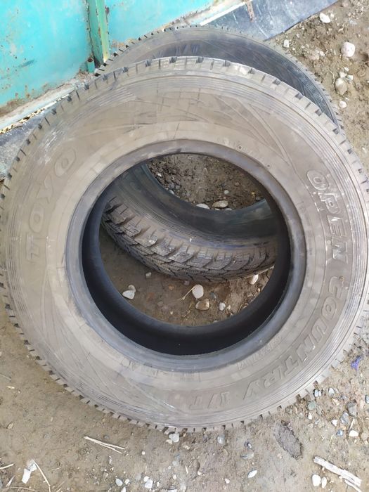Шина на внедорожник