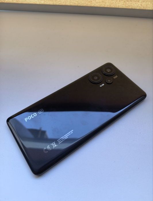 Poco F5 12/256 продам обмен