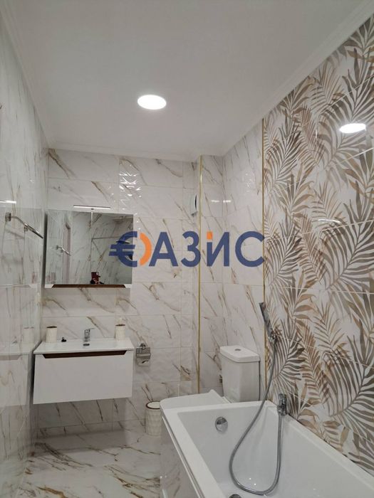 Продава се Тристаен апартамент в к.к. Слънчев бряг - 104 кв.м за 696 €/кв.м - Снимка #9