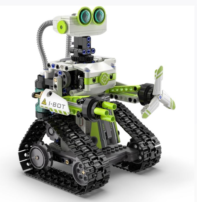 Robot tip lego -peste 400 de piese