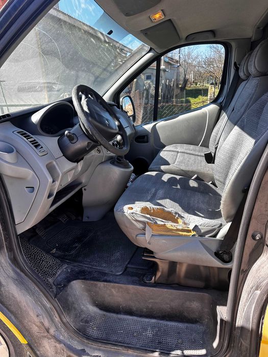 Рено Трафик 2012г