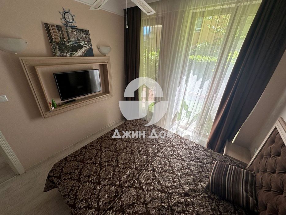 Продава се Двустаен апартамент в к.к. Слънчев бряг - 63 кв.м за 1254 €/кв.м - Снимка #3