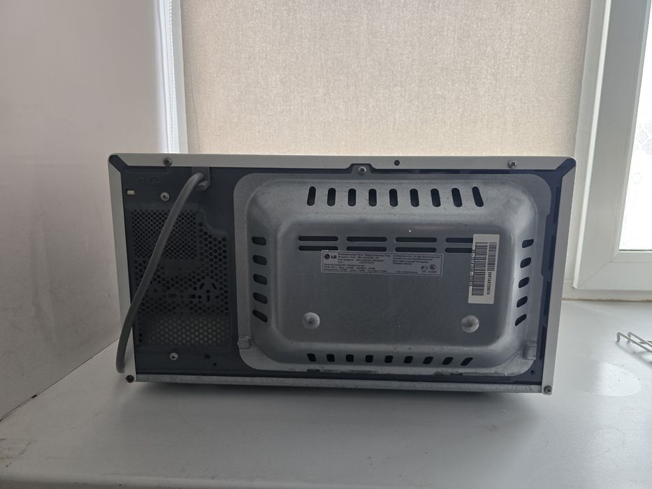 Микроволновка LG