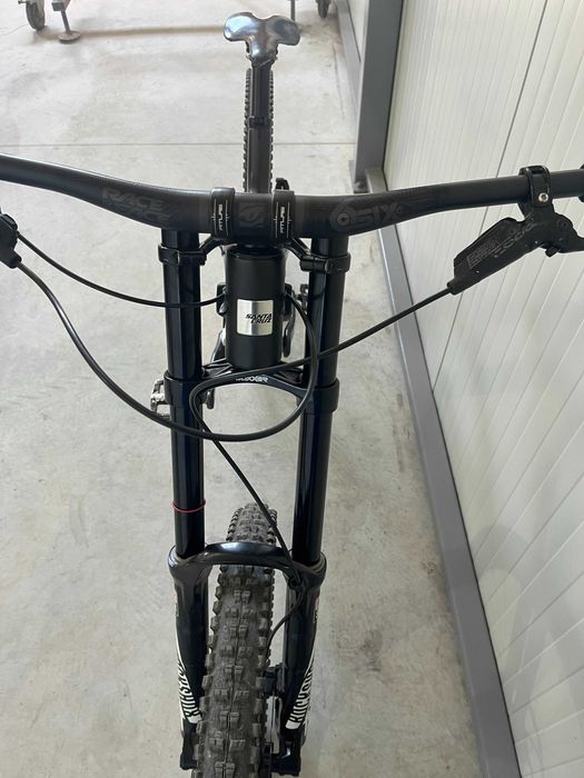 Santa Cruz V10CC 2019 L 27.5