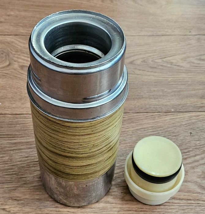 Термос металлический СССР 0,7 л.  Район 1000 мелочей