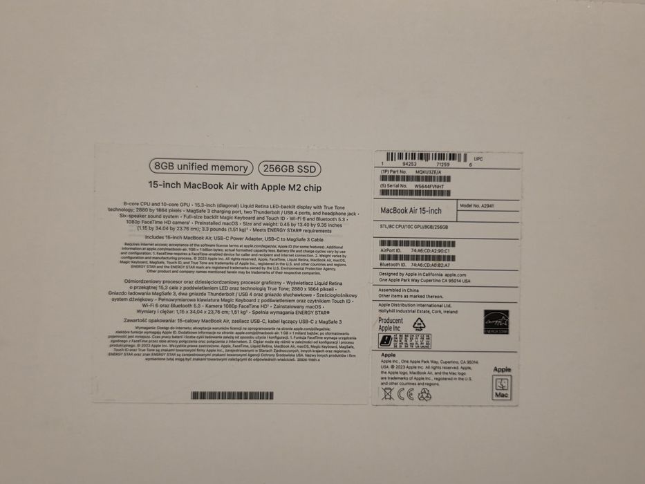 Macbook Air M2 2023 15 inch Gold / Starlight impecabil