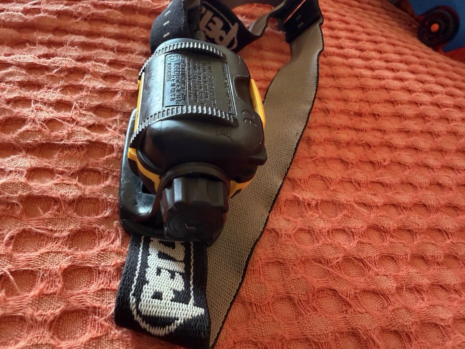 Челник Petzl Pixa 1