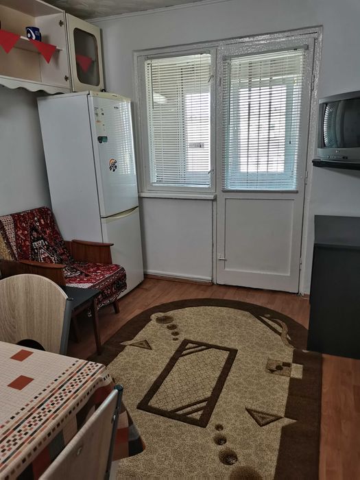 Vand garsoniera ( 2 camere )