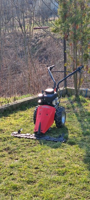 Motocositoare cu lamă