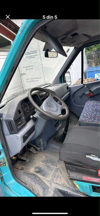 Vand sau schimb autoutilitara