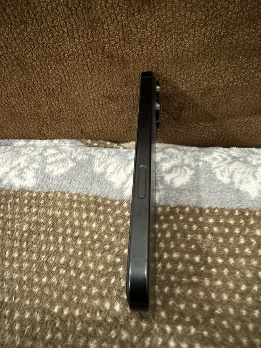 iPhone 16 pro (128gb)