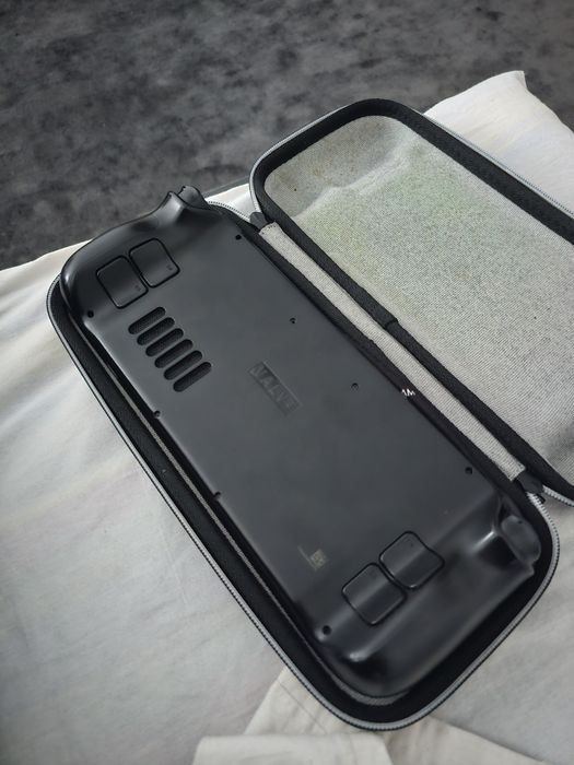 Продаю steam deck lcd 512gb