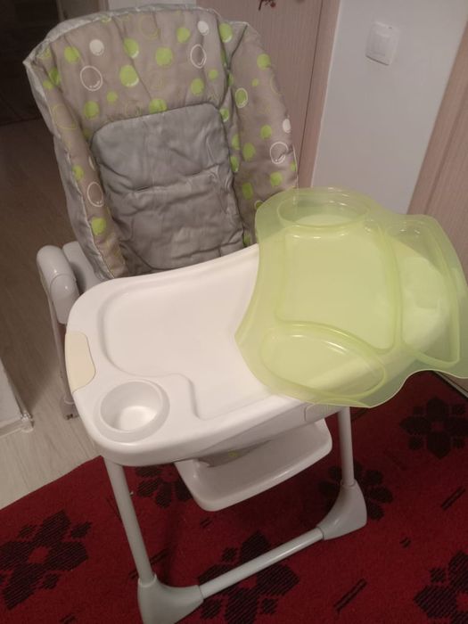 Продаю кресло для кормления детей