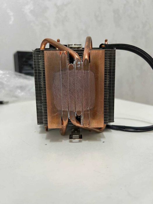 Кулер AMD башенный, 4 теплотрубки, с подсветкой