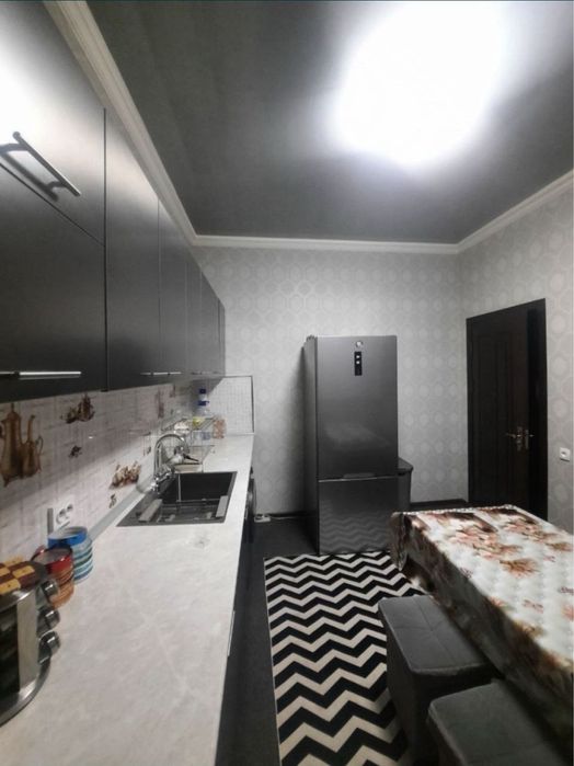 Yashnobod tuman 3 xona kottedj sotiladi