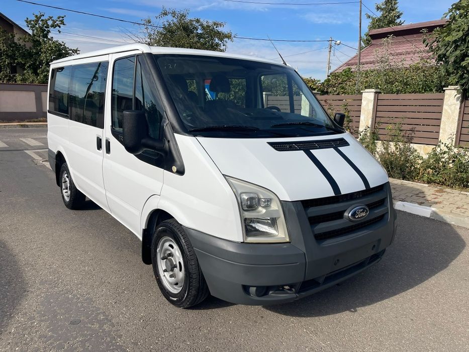 Ford Transit 2012/8+1 locuri/euro 5 /2,2 diesel
