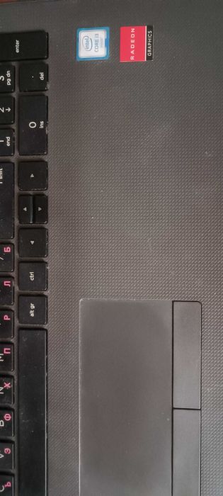 Продавам компютър HP