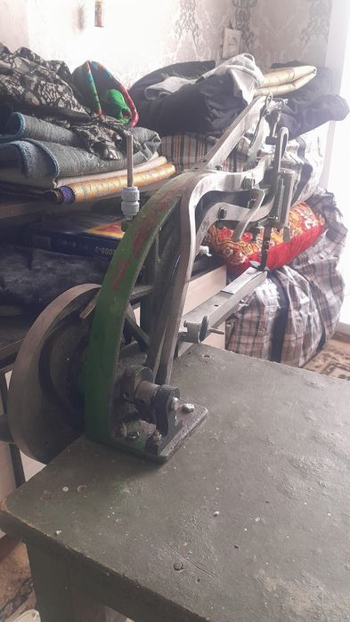 Швейная машинка дешево