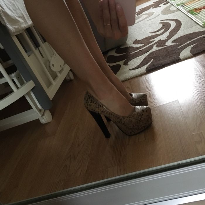 Туфли с каблуком