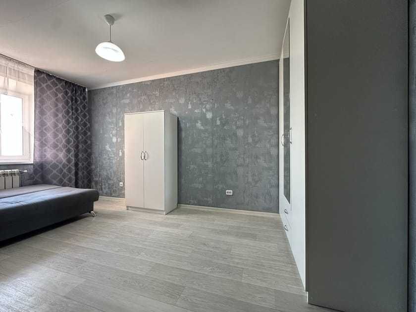 Продаётся очень светлая, тёплая квартира!