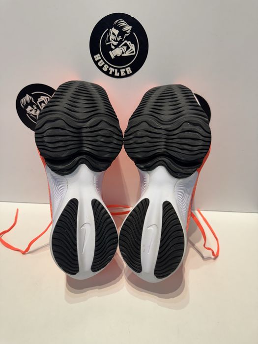 Маратонки NIKE AIR ZOOM TEMPO.Номер 38.5