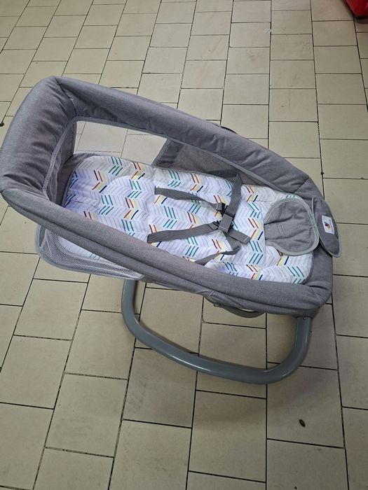 Leagan electric ideal pentru bebeluș