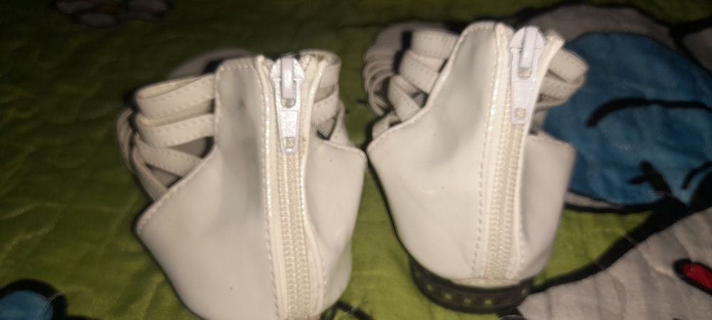 Сандали для праздника