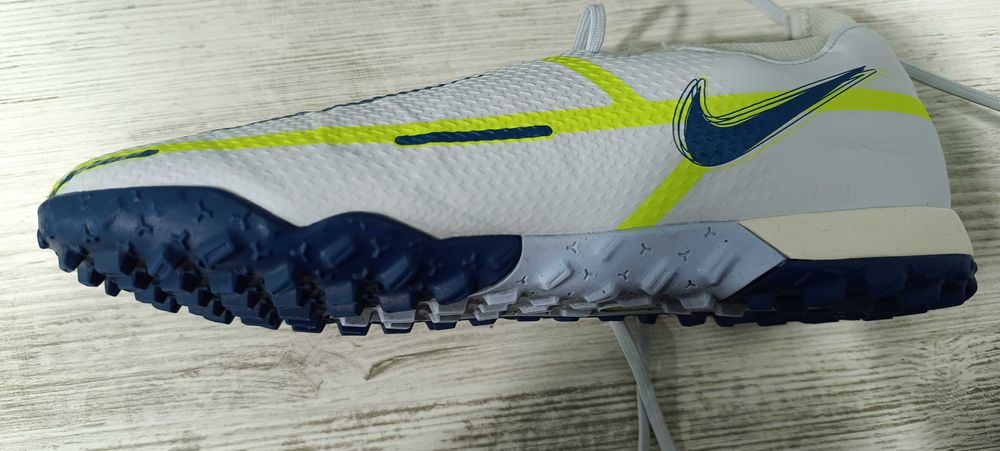 Футболни обувки Nike PHANTOM GT2 ACADEMY DF TF