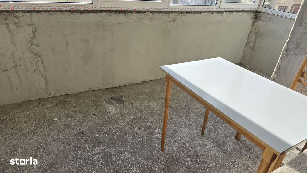 Vand apartament 4 camere dec. Deva,  22 Decembrie et 5, bloc de 6 et