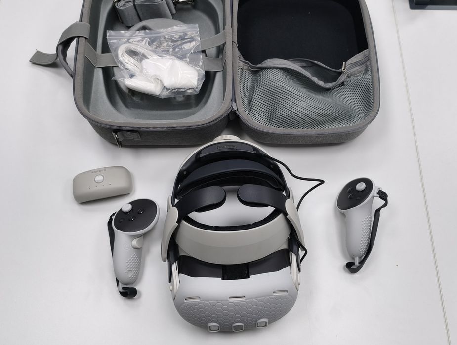 Продам Oculus quest 3