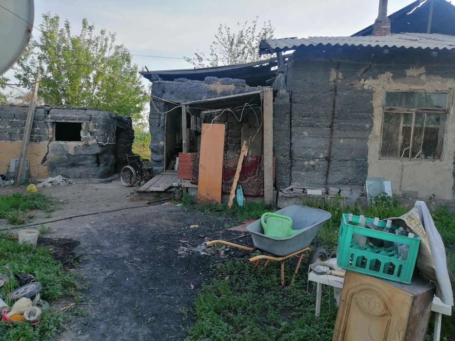 Продам дом под снос с участком