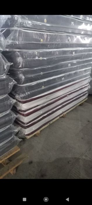 Продаётся матрас от производителя.  Ортопедические ,пооуортопедические