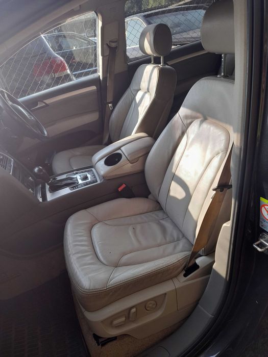 Audi Q7 3.0 TDI BUG 233 к.с. , 20 броя на части