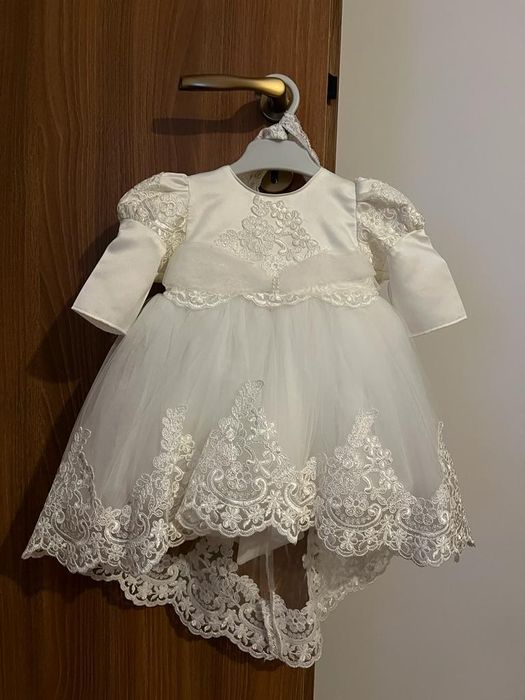 Vând rochita deosebita Andreeatex