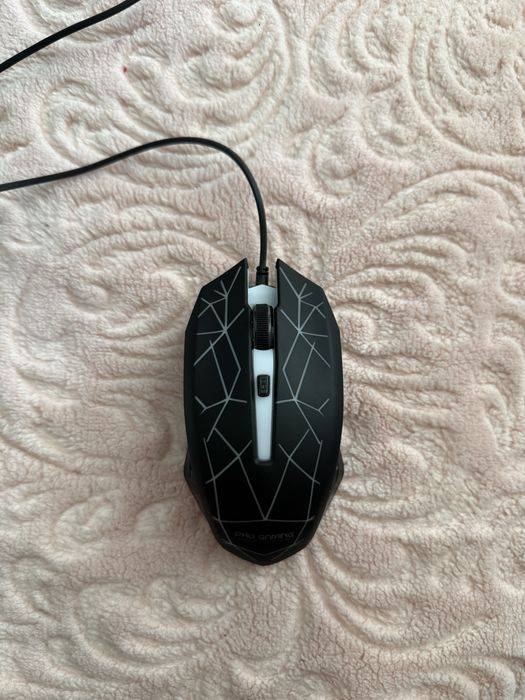 Se vinde mouse de gaming