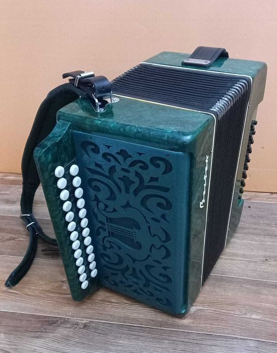 Гармонь " Восток"