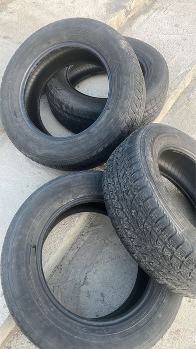 Продам резину 235/65/17