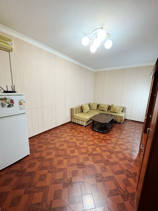 Продаётся 1-комнатная квартира с переделкой в 2-комнатную