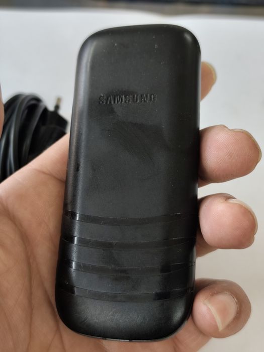 Телефон samsung GT-E1200I