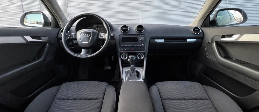 Vand Audi A3 TDI Inmatriculata RO automata fabricatie 2011 urgent