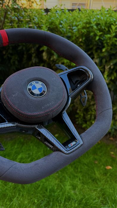 Volane Customn. Tu îl imaginezi. Noi îl construim.