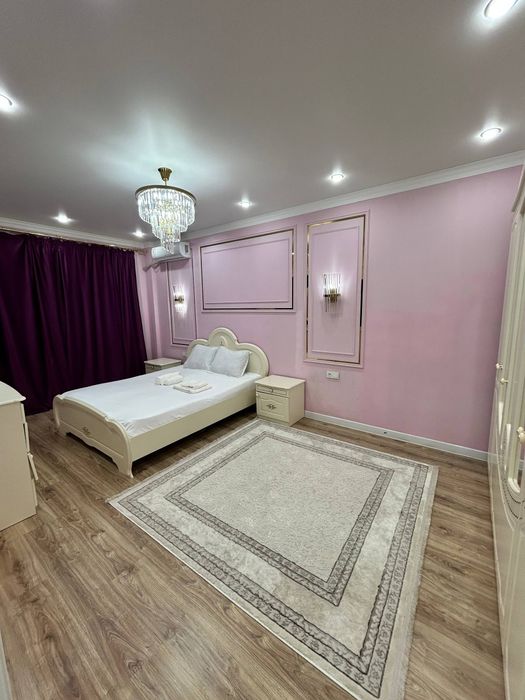 Сексуалдық әйел бетін қалпына келтіріңіз