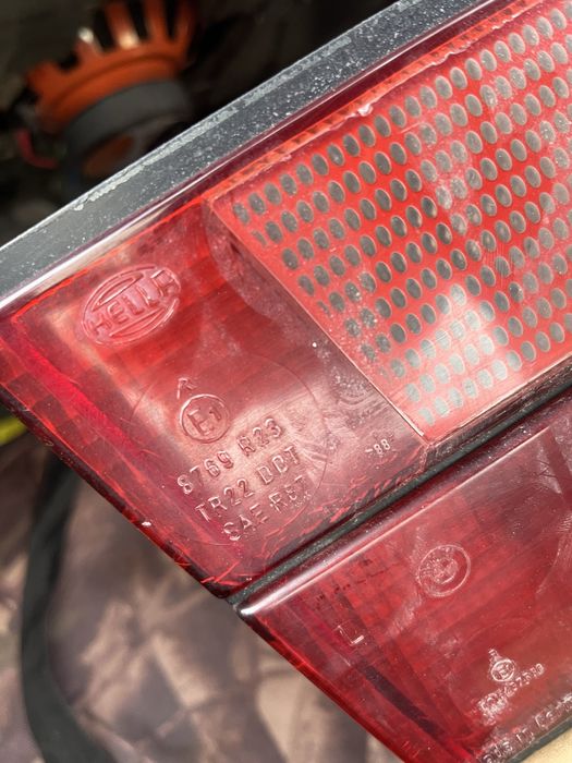 фары BMW E34 оригинал Hella